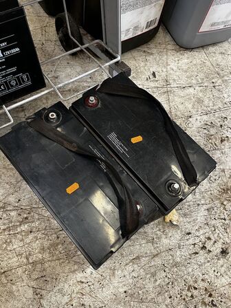 2 stk. batterier VISION 6FM100D-X