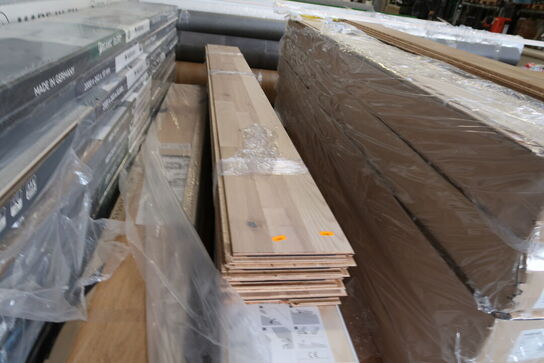 3 pakker gulv MOLAND Ask 3-Stav