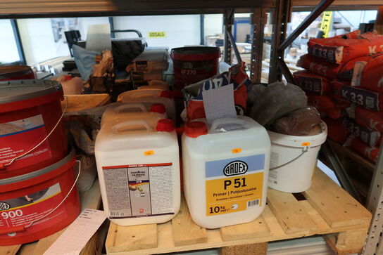 Palle med tæppefix, primer m.m.