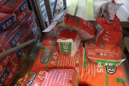 Palle med gulvspartelmasse ARDEX