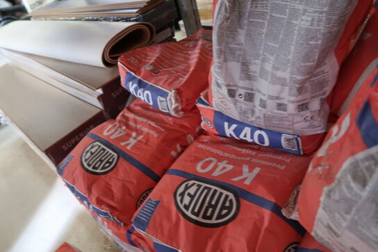 Palle med gulvspartelmasse ARDEX K40