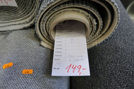 1 rulle gulvtæppe CARMEN