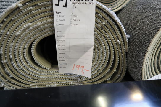 1 rulle gulvtæppe