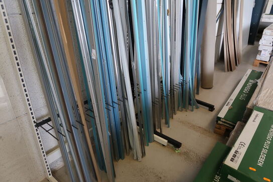 Stativ med div. Lister