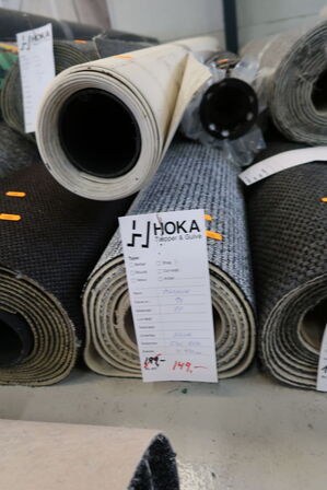 1 rulle gulvtæppe CARMEN