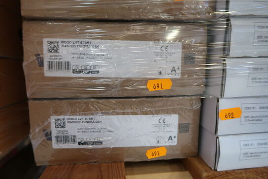 4 pakker gulv WOOD LVT Start