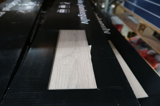 5 pakker gulv UNIKA Plankegulv