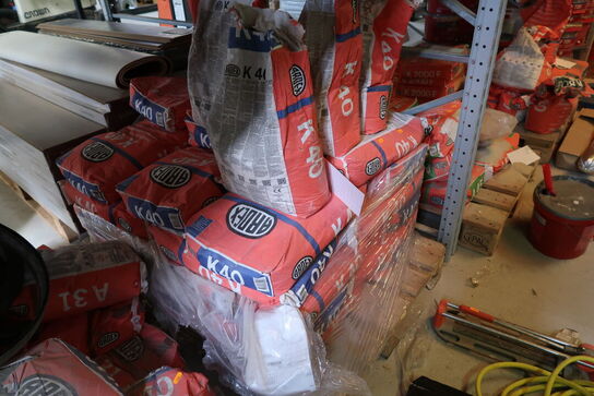 Palle med gulvspartelmasse ARDEX K40