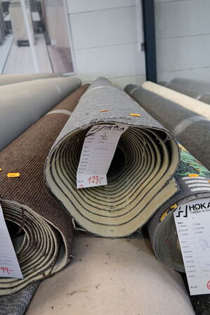 1 rulle gulvtæppe ODENSE