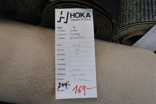 1 rulle gulvtæppe RICA