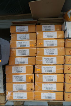 18 pakker gulv KRONOTEX Dynamic