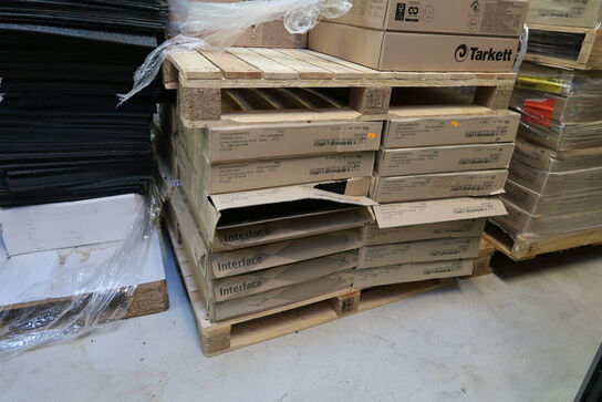 28 pakker tæppefliser TARKETT