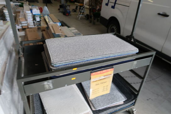 Stativ med div. Måtter