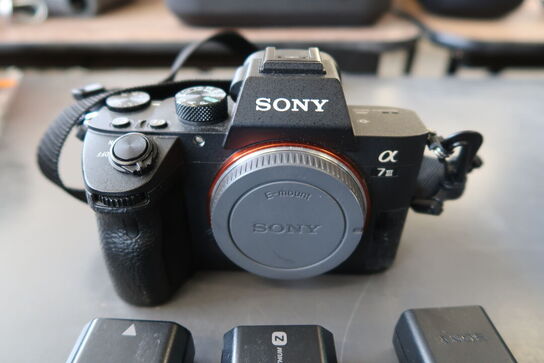 VDSLR kamera SONY A7 Mark III