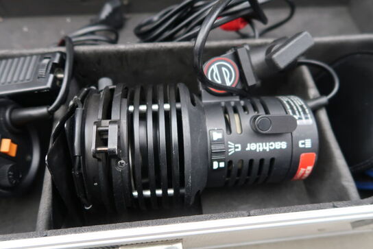 3 stk. Lamper SACHTLER Reporter 322H i kuffert