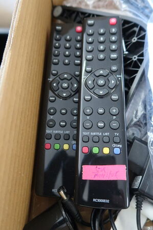 5 stk. 40" LCD TV TCL F40B3903