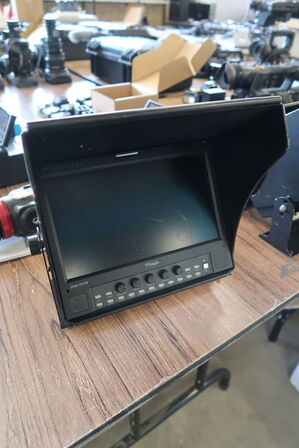 9,5" Videomonitor TVLOGIC SRM-095W m. Sunhood