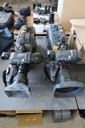 2 stk. Videokameraer PANASONIC AJ-HPX2100E