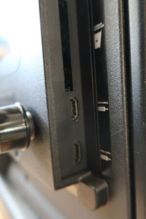 5 stk. 40" LCD TV TCL F40B3903