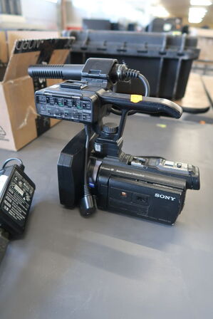 Camcorder SONY HXR-NX30E