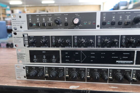 4 stk. Audio-enheder BEHRINGER