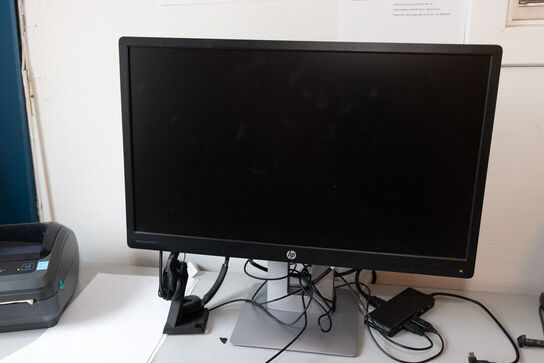 Skrivebord inkl. Kontorstol