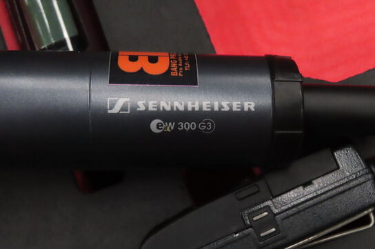 Sennheiser trådløs mic + 3 stk. flightcase