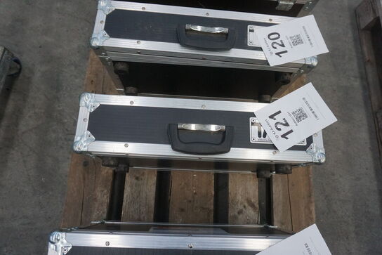 Cameo SB6 DMX Splitter inkl. 2U rack