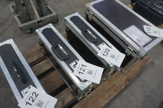 Cameo SB6 DMX Splitter inkl. 2U rack