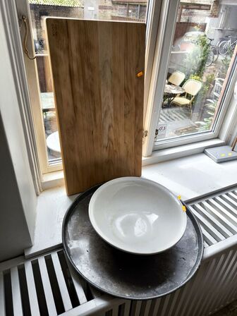 Skærebræt, fad og skål