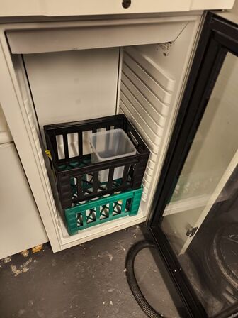 Køleskab m. glaslåge GRAM KG 310 LG