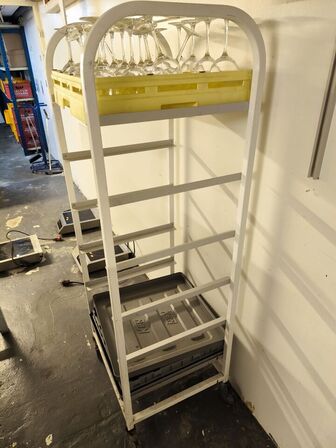 Stikvogn m. 5 stik inkl. indhold
