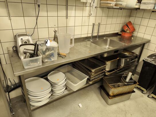 Arbejdsstation i rustfri m. håndvask