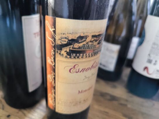 Div. flasker med vin