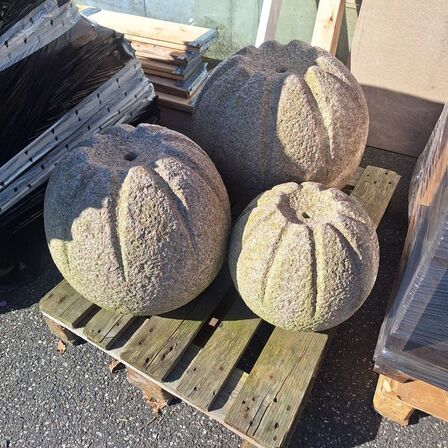 3 stk. Granit vandsten (meget store)