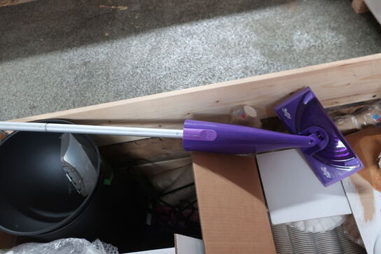 Palle med papkrus m.m.