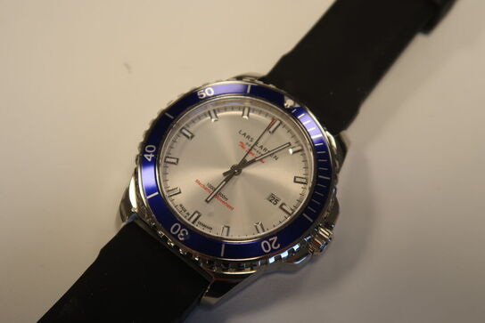 Herreur LARS LARSEN "The Sea Lion" 44 mm.