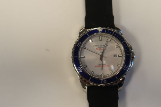 Herreur LARS LARSEN "The Sea Lion" 44 mm.