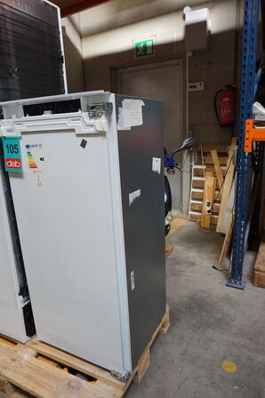 Bauknecht Integrerbart køleskab KSI12VF3 