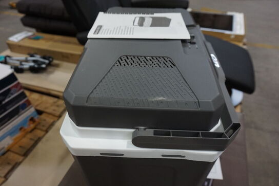 Outfit køleboks til bil 12V 