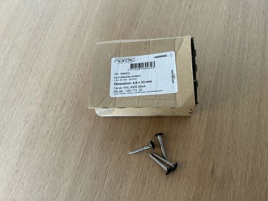 10 kasser rustfri skruer 4,8x33, sort RAL9005