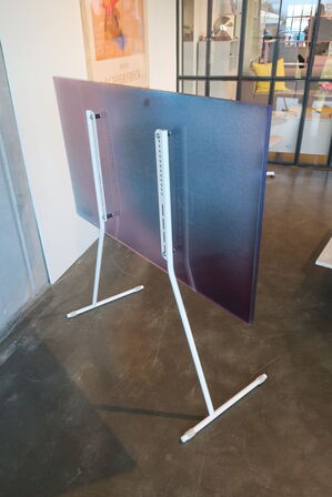 TV-ben PEDESTAL Viva