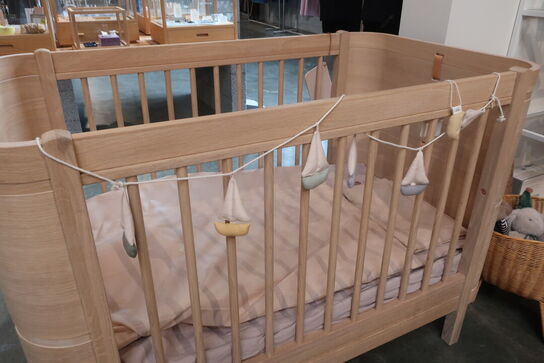 Børneseng OLIVER FURNITURA Wood Mini+