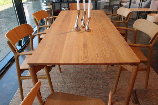 Spisebord BRUUNMUNCH Pure 