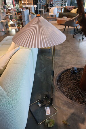 Gulvlampe HAY Matin Floor Lamp