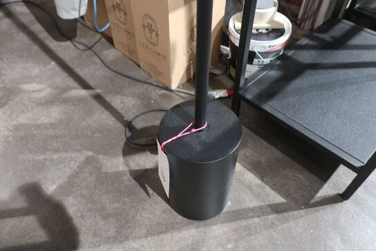 Gulvlampe HANDVÄRK Studio Floor Lamp 