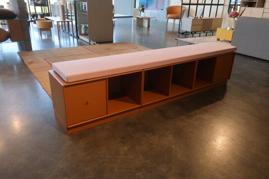 Bænk á 3 lave kommoder MONTANA