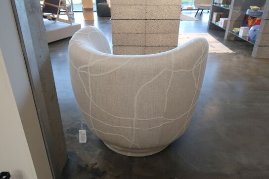 Loungestol m. drejebase FERM LIVING 