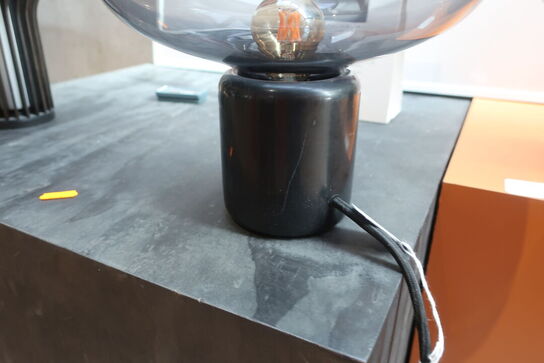 Bordlampe NEW WORKS Karl Johan