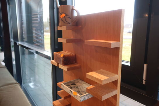 Udstillingsreol FERM LIVING